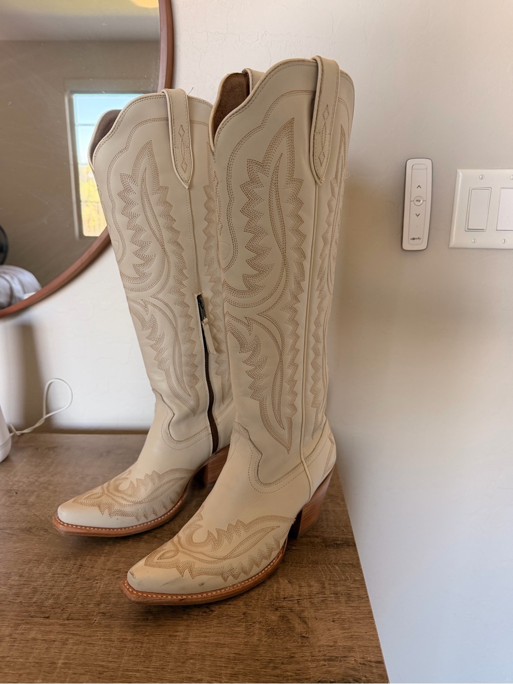 Ariat Casanova Boots - Picture 3 of 10